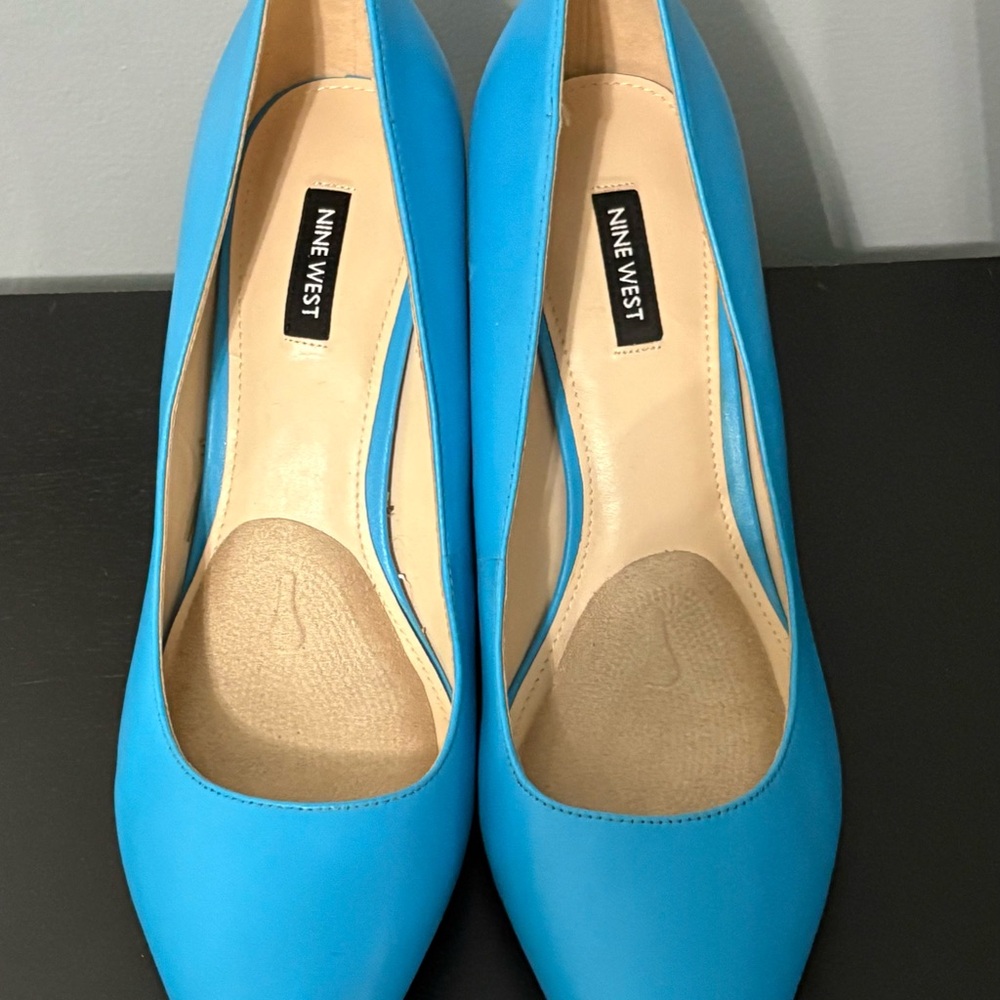 Nine West Blue High Heel Pumps - Picture 2 of 6
